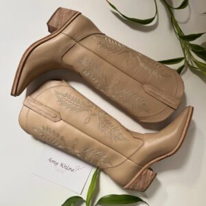 botas negras amy khloe (copy)